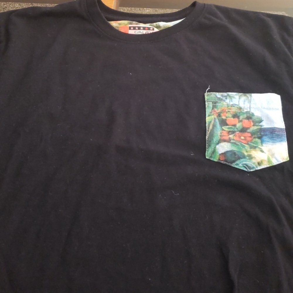 Black Pocket Tee